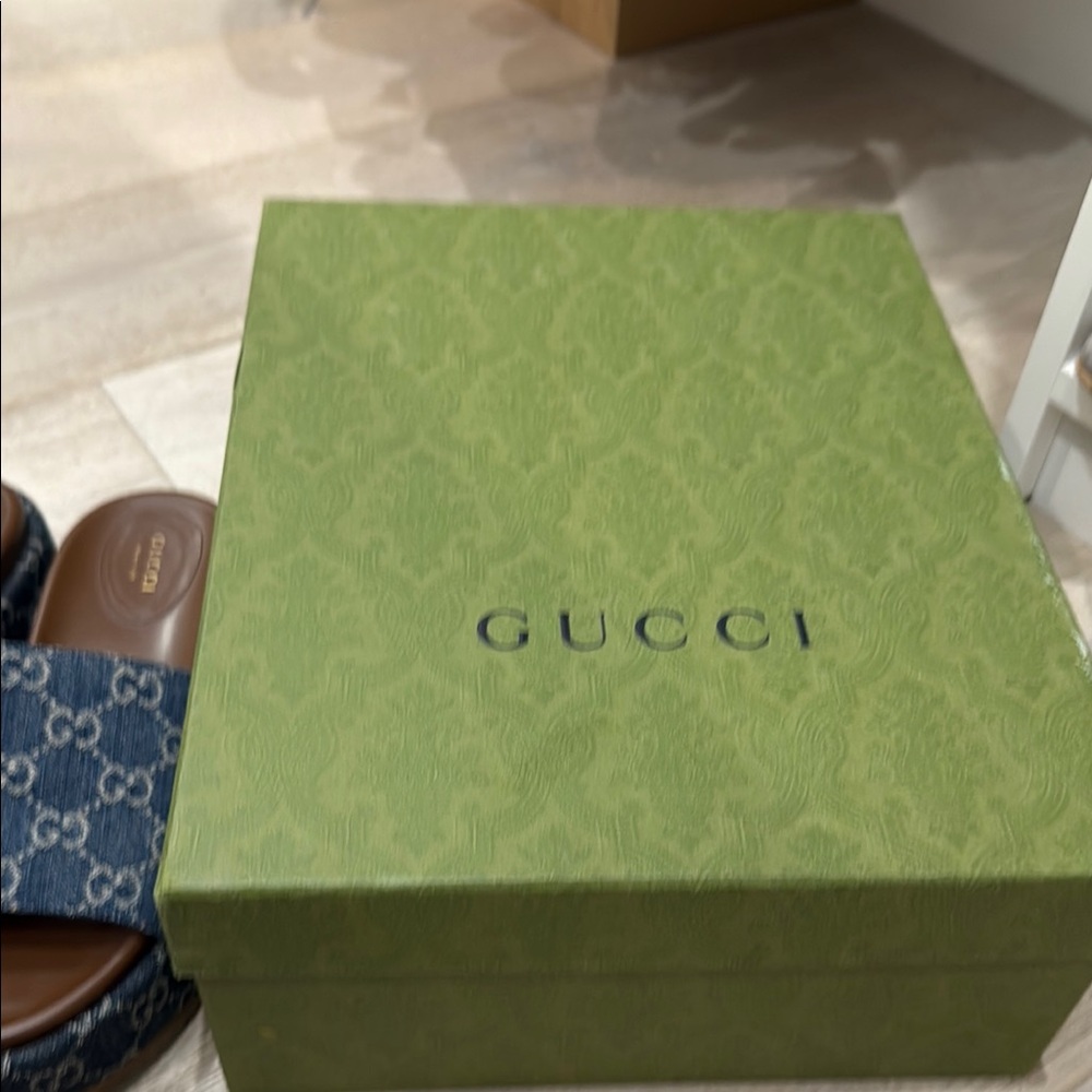 Gucci Blue Monogram Slides Size 10 - Picture 6 of 6